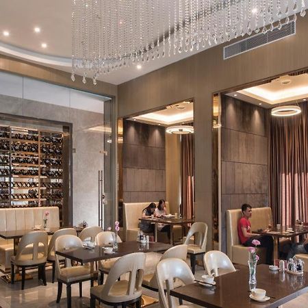 Vienna Classic Hotel Dongguan Changan Xiandai Eksteriør billede