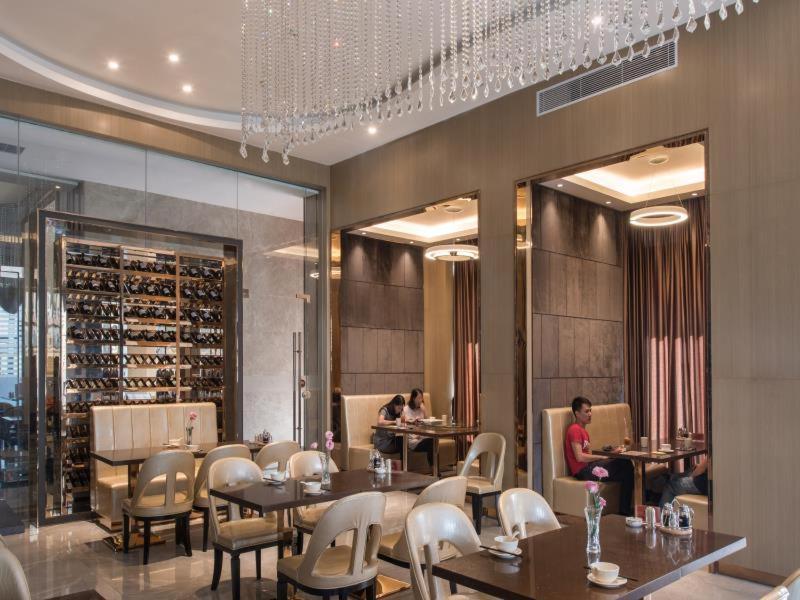 Vienna Classic Hotel Dongguan Changan Xiandai Eksteriør billede